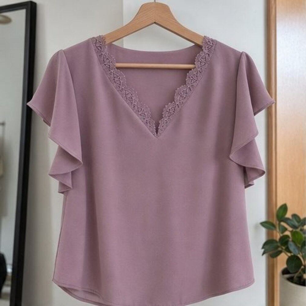Mauve Lace Trim Top